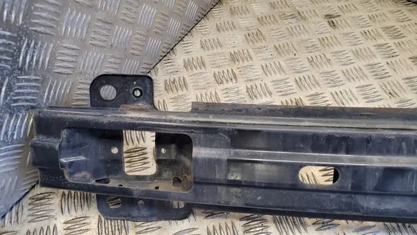 Hyundai i30 2007 Feixe de Para-choque Frontal image 4