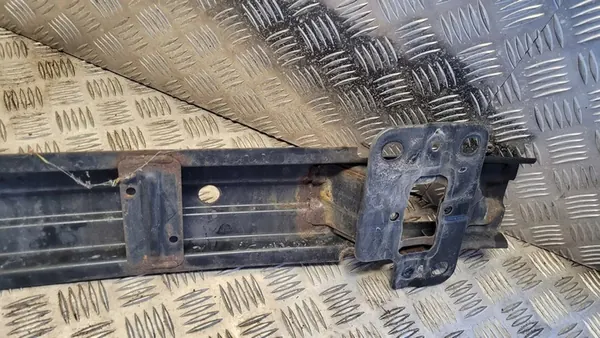 Hyundai i30 2007 Feixe de Para-choque Frontal image 8