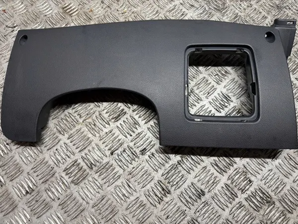 Cache Console Inférieur Kia Sportage III OEM ABM22172 image 2