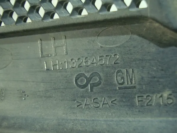 Moldura de Farol Esquerda Frontal Astra J GTC 11-18 OEM 13281270 image 7