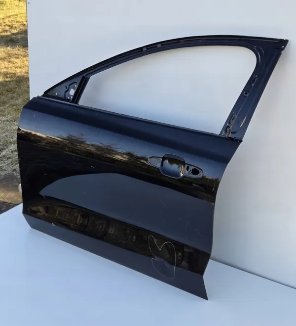Porta dianteira esquerda Ford Focus Mk4 OEM JX7BA20221AH image 4