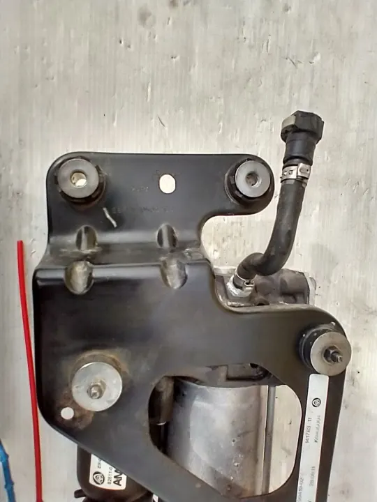 OEM 6799419 Luftfeder-Kompressor für BMW X5 E70/X6 E71 image 7