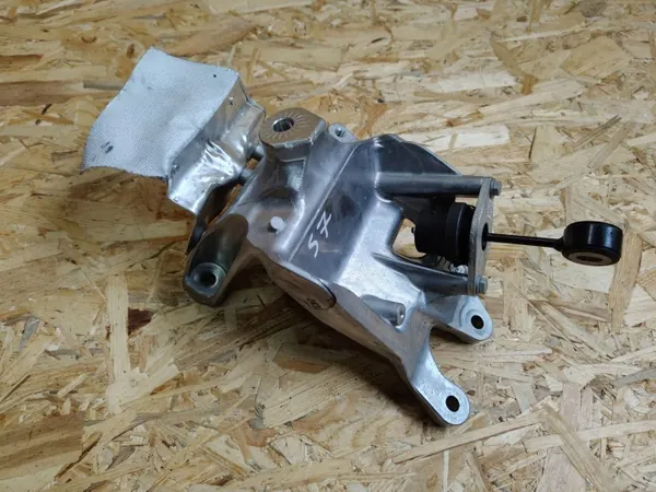 Moottorin tuki OEM 4M0199308BM Audi A7 S7 C8 image 2