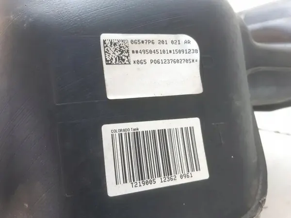 Porsche Cayenne 2015 Polttoainesäiliö OEM 7P6201021AR image 9
