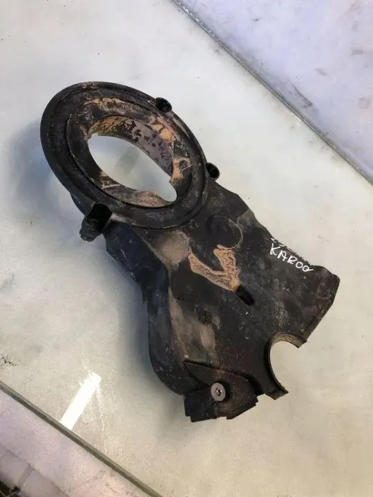 Couvercle de courroie de distribution OEM 05L109147 Skoda Karoq image 2