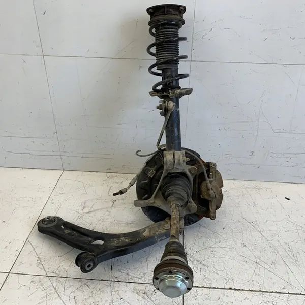 Snodo sinistro VW PASSAT B8 1.6 TDI 2017 image 4