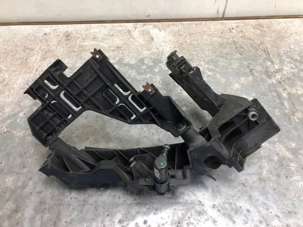 Support de phare avant gauche Audi Q5 8R0805607B image 4