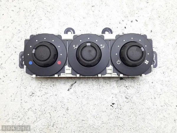 Module de contrôle climatique Land Rover Discovery 2007 image 1