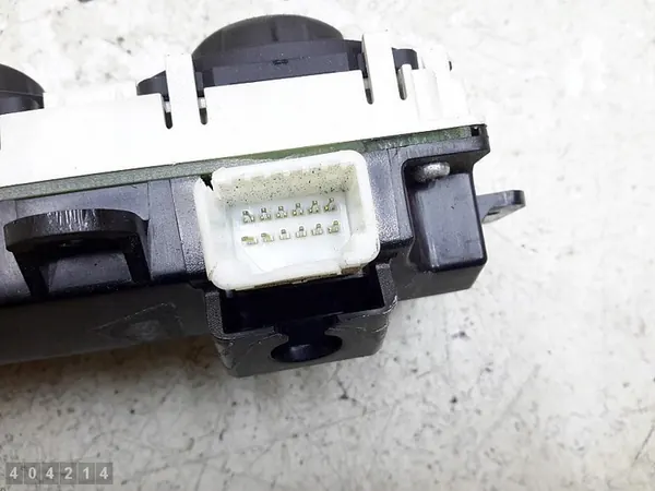 Module de contrôle climatique Land Rover Discovery 2007 image 5