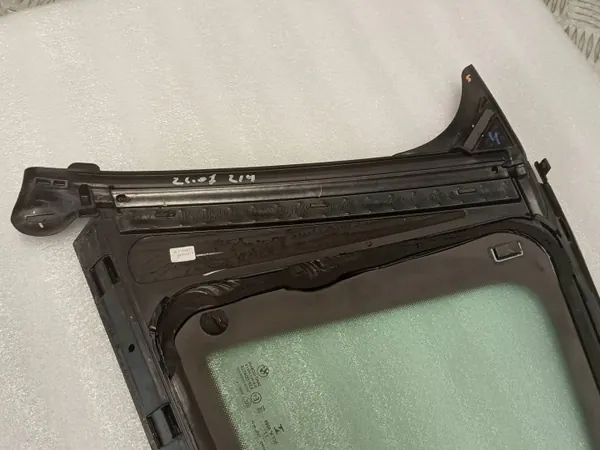 BMW OE 7482816 Rechter Achter Carrosserieglas voor G42 G87 M2 image 9