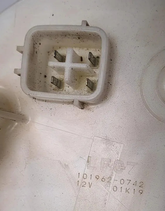 Fuel Pump Mazda MX-5 III 2.0 PE20-1335X image 4