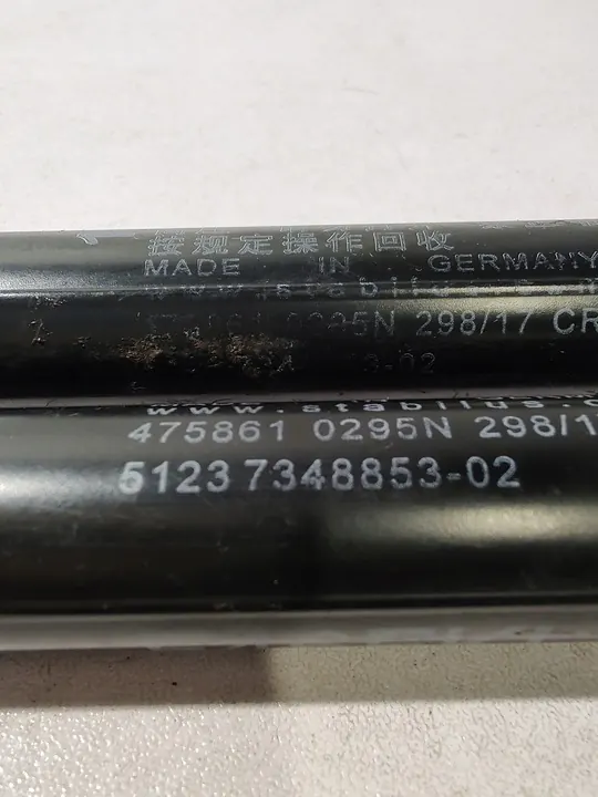 BMW 2 F46 Motorhuv Liftstöd Vänster Höger 7348853 image 4