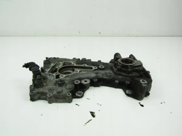 Bomba de aceite Opel Corsa D OEM AK-6-88433 Usada image 3