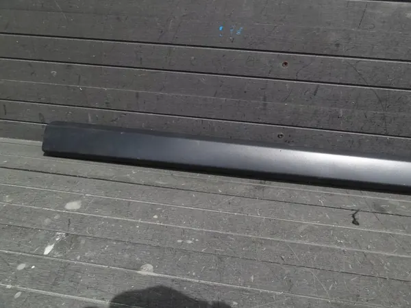 Front Right Door Trim Dacia Logan II image 3