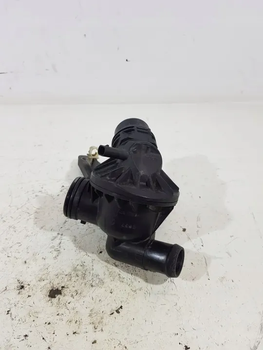 BMW F20 F21 1.6 Carcasa de Termostato 7600584-04 image 5