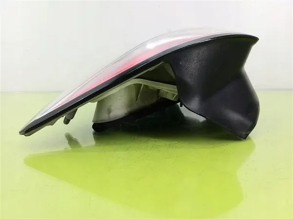 Lámpara trasera derecha Opel Astra III H 2004-2013 Kombi 93182993 image 5