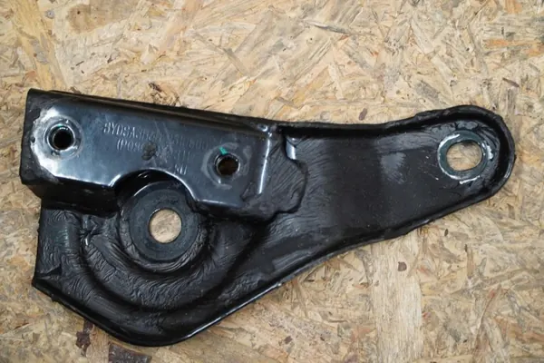 SA3HJU-2810020 Achterbalkophouder voor BYD Seal image 4