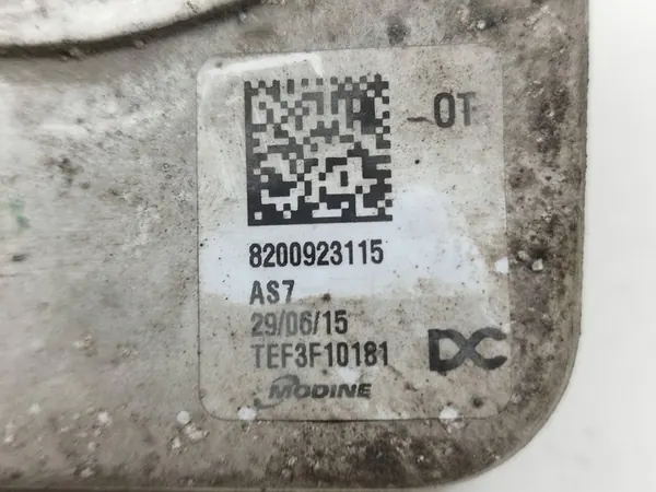 Refroidisseur d'huile moteur Dacia Logan II 2016 image 6