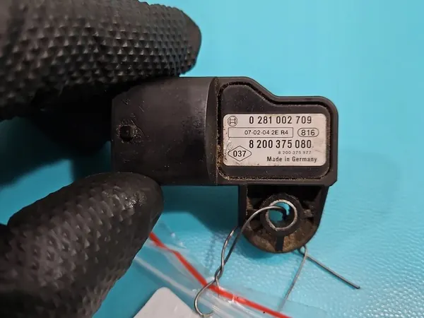 MAP Sensor for Suzuki Grand Vitara II image 2