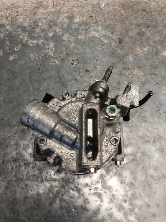 Compresor de Aire Acondicionado Ford Focus MK4 GN11-19D629-AB image 4