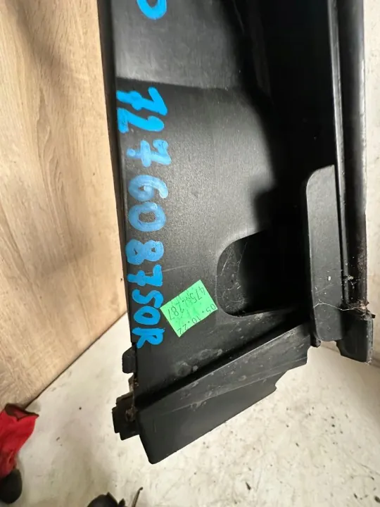 Renault OE 727618104R Vindrutelist Vänster Begagnad image 4