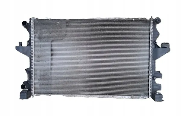 Radiador de agua VW T5 2.5 TDI 2003-2009 OEM image 2