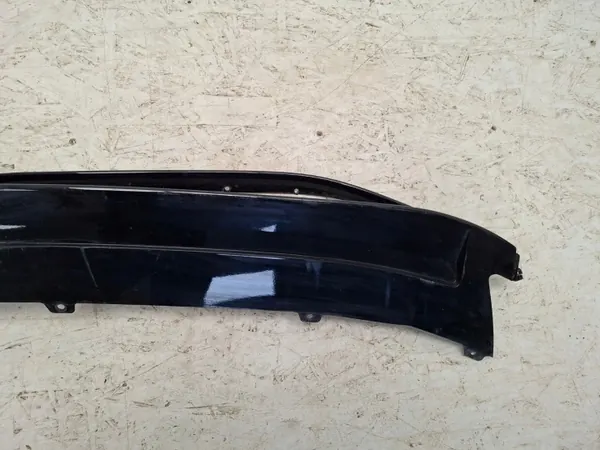 Spoiler do pára-choques dianteiro OEM A1768858000 Mercedes Classe A image 6