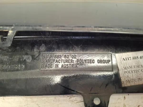Spoiler do pára-choques dianteiro OEM A1768858000 Mercedes Classe A image 9