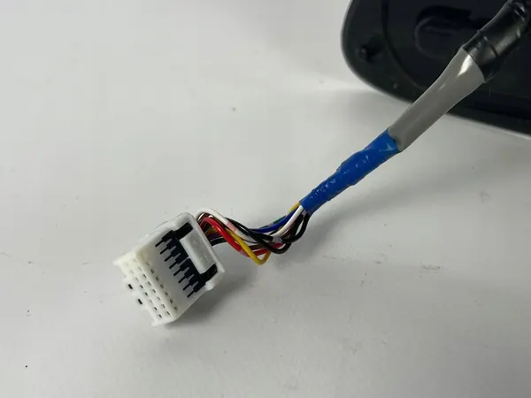 Oikea peili Mitsubishi Outlander III 9 pin image 2