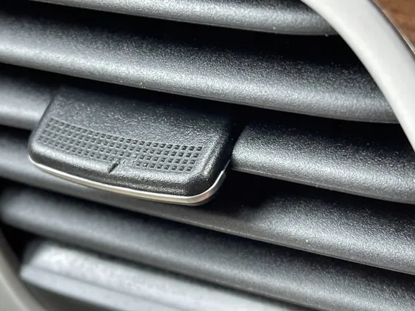 Vasen ilmanvaihtohila OEM 97480-B1000 Hyundai Genesis G80:lle image 5