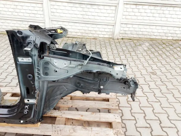 Aile avant droite Volvo XC40 OEM 717 image 3