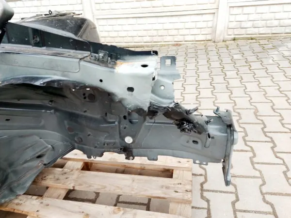 Aile avant droite Volvo XC40 OEM 717 image 5
