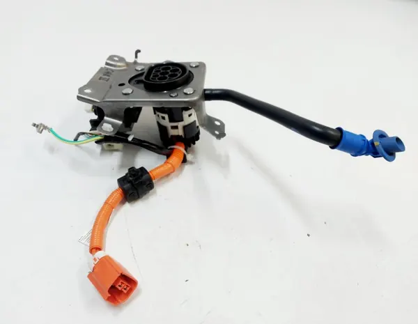 Toyota C-HR II 24r Laddningsuttag OEM G9081-10031 image 3