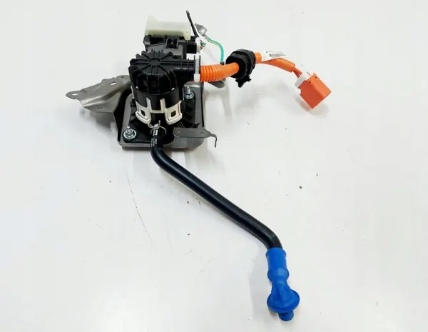 Toyota C-HR II 24r Laddningsuttag OEM G9081-10031 image 5