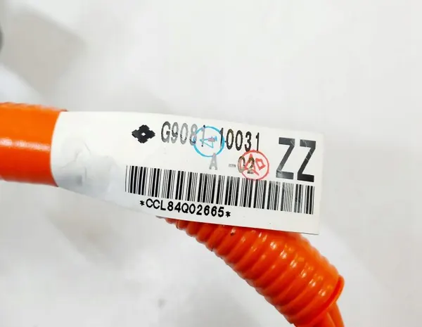 Toyota C-HR II 24r Laddningsuttag OEM G9081-10031 image 7