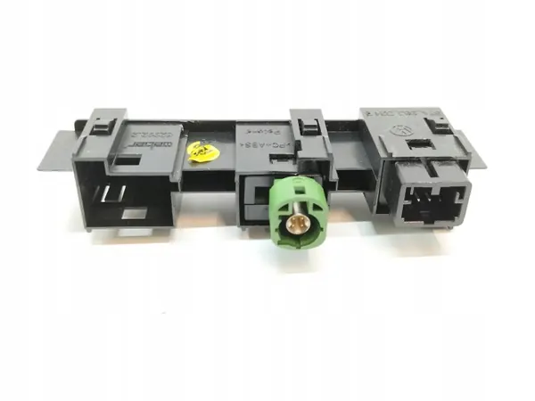 Prise USB AUX OEM 5Q0035724 pour VW Touran III image 5