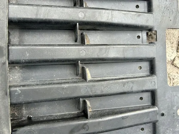 Stötfångardekor Mercedes C-Klass W206 AMG A2065205400 image 2