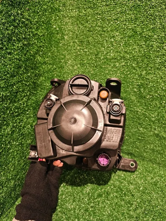 Farol dianteiro esquerdo FIAT 500 LIFT 2015- OEM 52129443 image 5