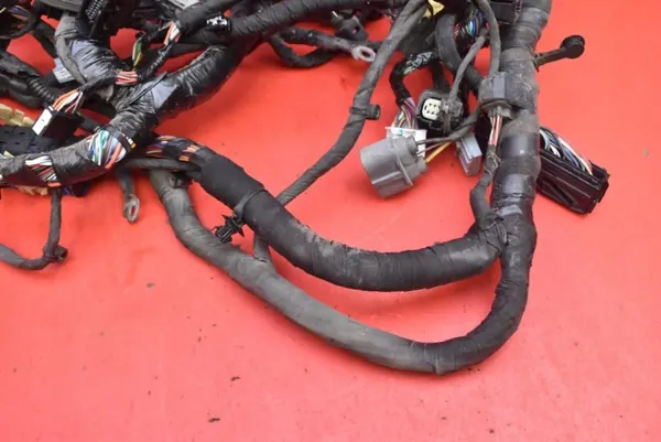 Tesla Motor-Kabelbaum OEM 1046132-82-P Vorne image 4