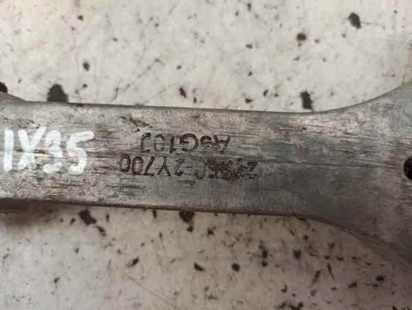 HYUNDAI IX35 Vaihteiston tuki 21950-2Y700 image 2