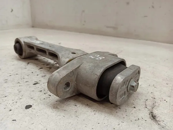 HYUNDAI IX35 Vaihteiston tuki 21950-2Y700 image 5