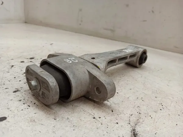 HYUNDAI IX35 Vaihteiston tuki 21950-2Y700 image 7