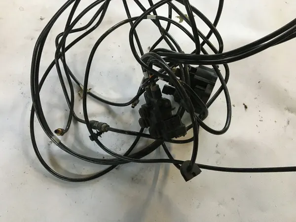 RANGE ROVER SPORT II L494 13- Fios de válvula de suspensão OEM image 3