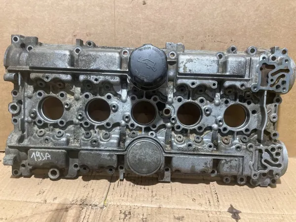 Volvo OE 1001761 Ventildeckel - Gebrauchtes OEM-Teil image 4
