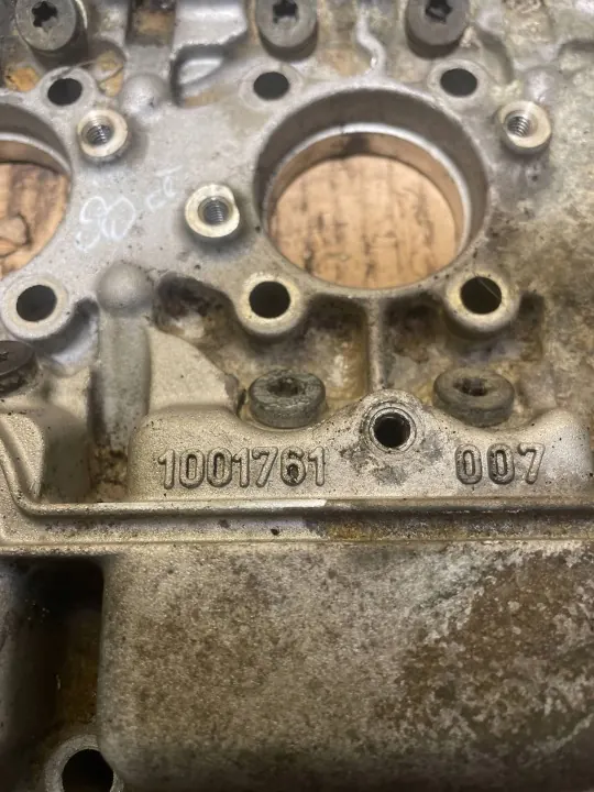 Volvo OE 1001761 Ventildeckel - Gebrauchtes OEM-Teil image 6