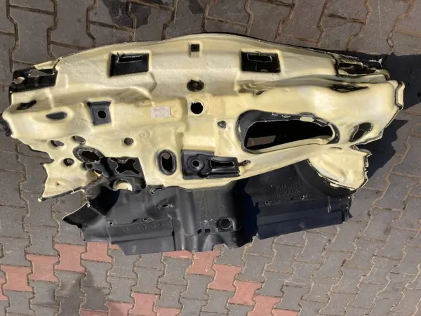 Citroen C3 Aircross 2019 skottväggsisolering OEM 39141381 image 2