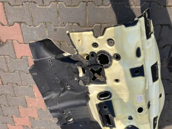 Citroen C3 Aircross 2019 skottväggsisolering OEM 39141381 image 3