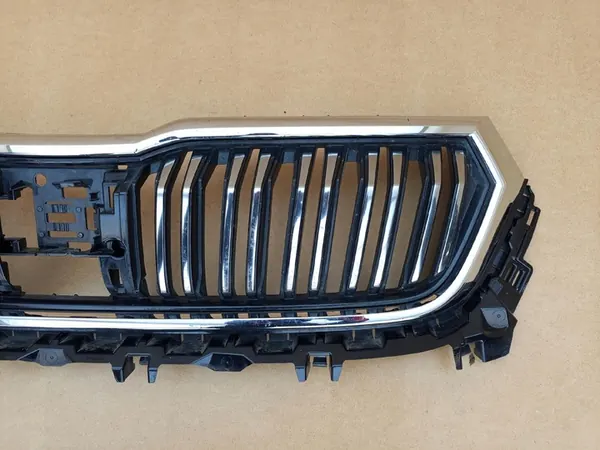 SKODA KODIAQ LIFT 21- Front Grill 565807723A image 6