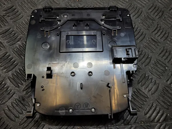 Matkustamon Valaistus OEM 0009005410 Mercedes W213 S213 E image 5