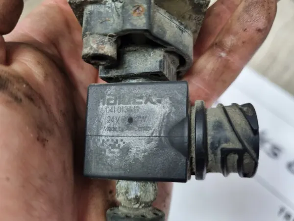 Haldex Achslastventil für Achsanhebung OEM 3520700211 image 3